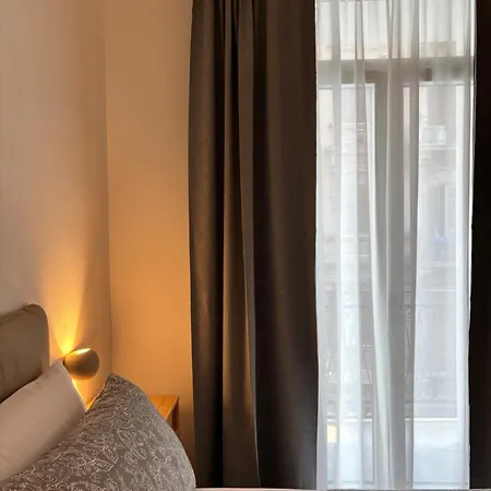 Historic Balcony & On Via Maqueda Privat bolig Palermo