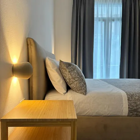 Historic Balcony & On Via Maqueda Privat bolig