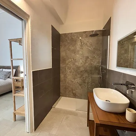Historic Balcony & On Via Maqueda Privat bolig Palermo